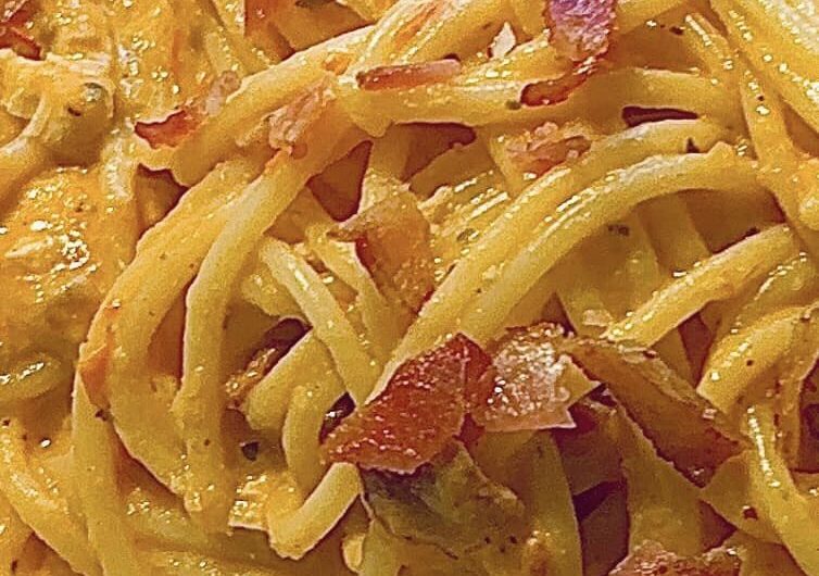 Creamy Roasted Tomato & Garlic Spaghetti.